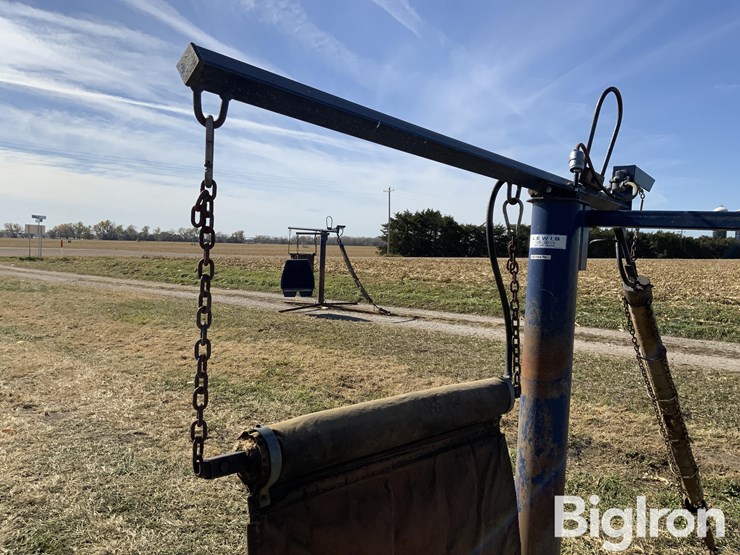 lewis-cattle-oiler-image-11