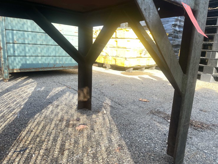 #6010-•-heavy-duty-steel-shop-table-(o11)-image-11