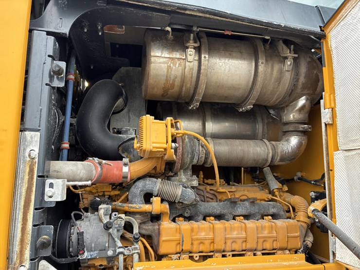 john-deere-624-image-76