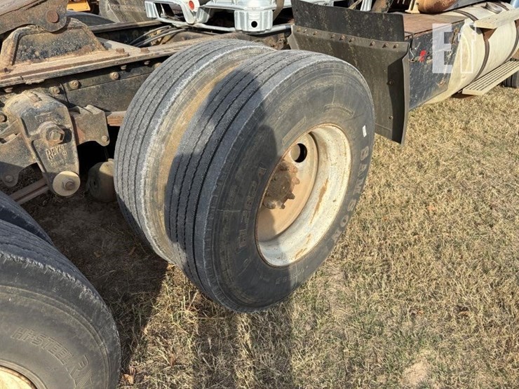 international-9300-image-13