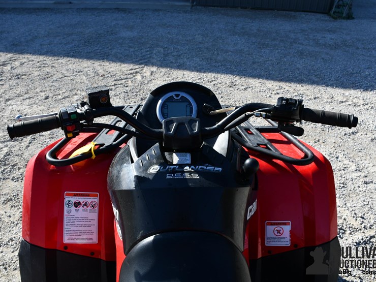 2011-can-am-2tbc-outlander-4x4-atv-image-13