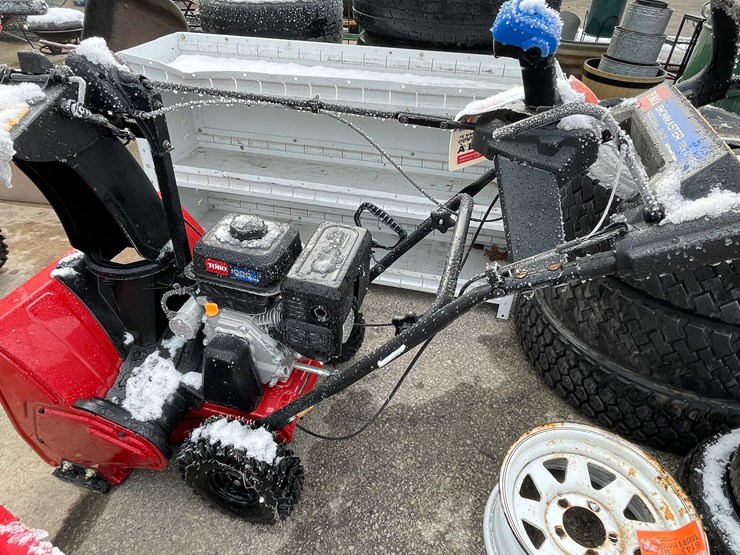 #6122-•-toro-snowmaster-snowblower-image-1