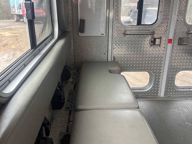 2006-gmc-sierra-3500-image-37