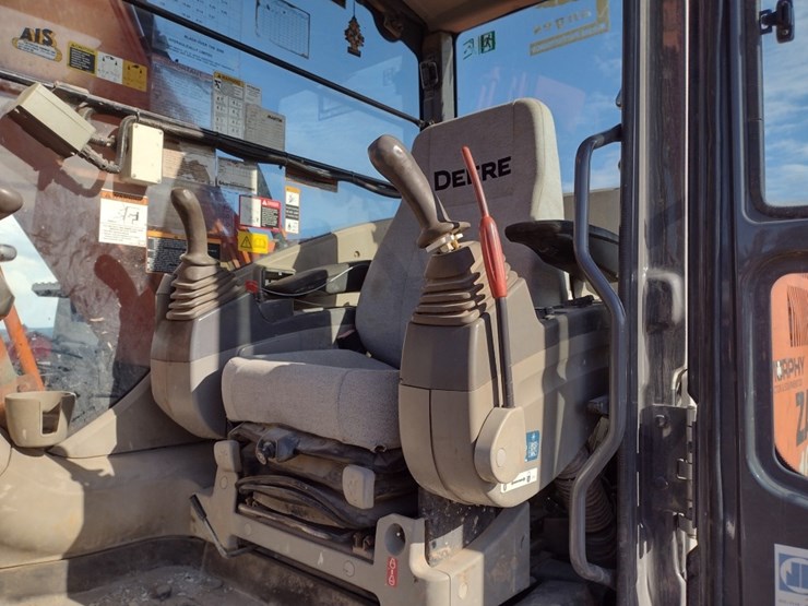 hitachi-zx160-lc-3-image-12