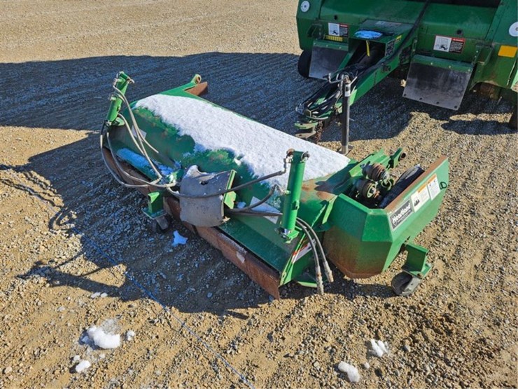 john-deere-566-image-40