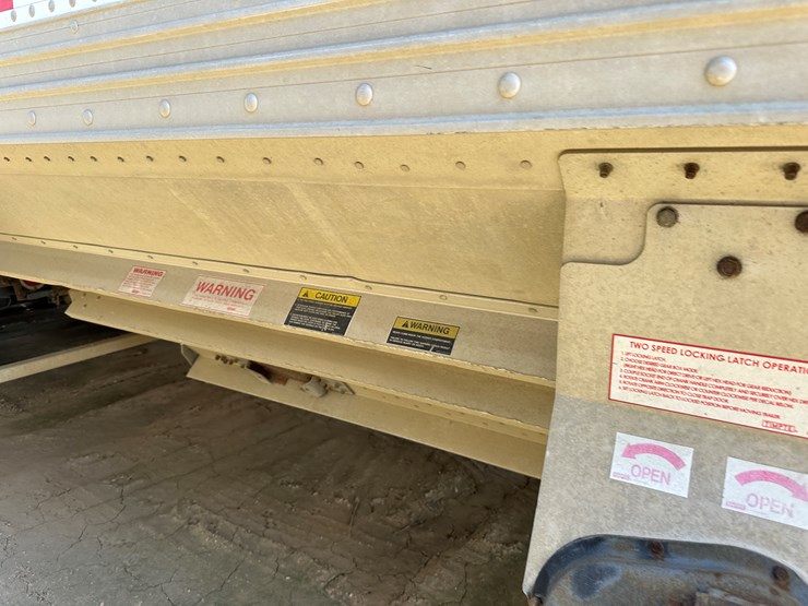 2014-timpte-hopper-bottom-image-28