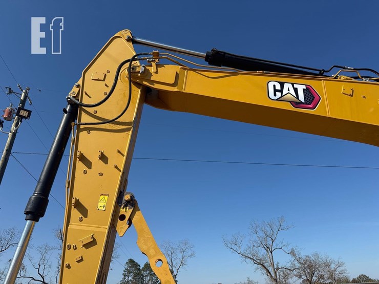 caterpillar-323-image-26