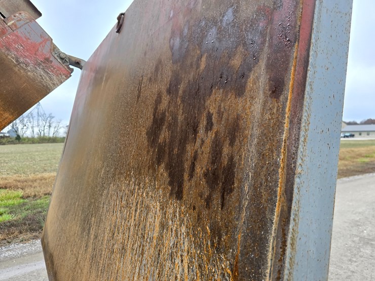 2020-peterbilt-567-image-123