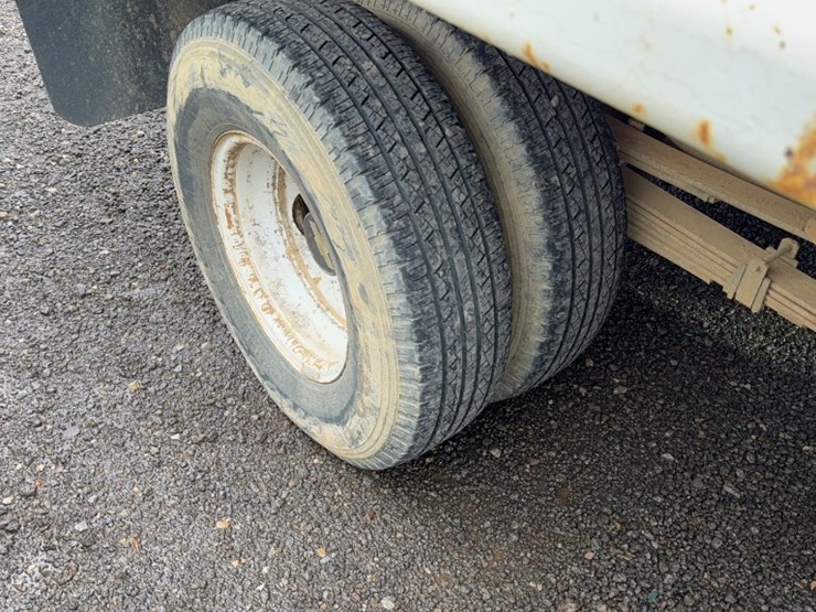 chevrolet-3500-image-7