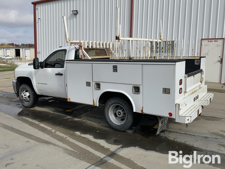 2012-chevrolet-silverado-3500-image-7