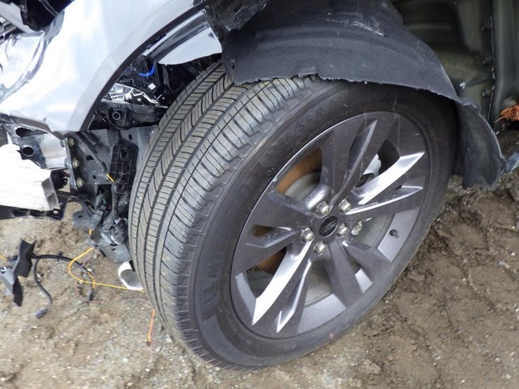 2024-ford-explorer-image-13