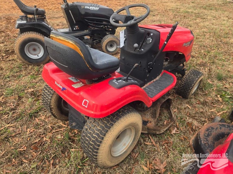 poulan-xt-riding-mower-image-4