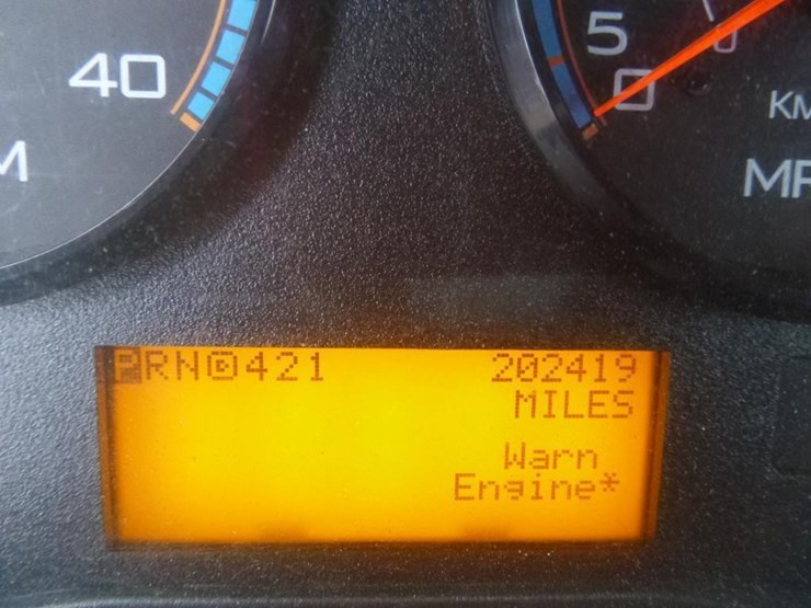 2019-international-durastar-4300-image-23