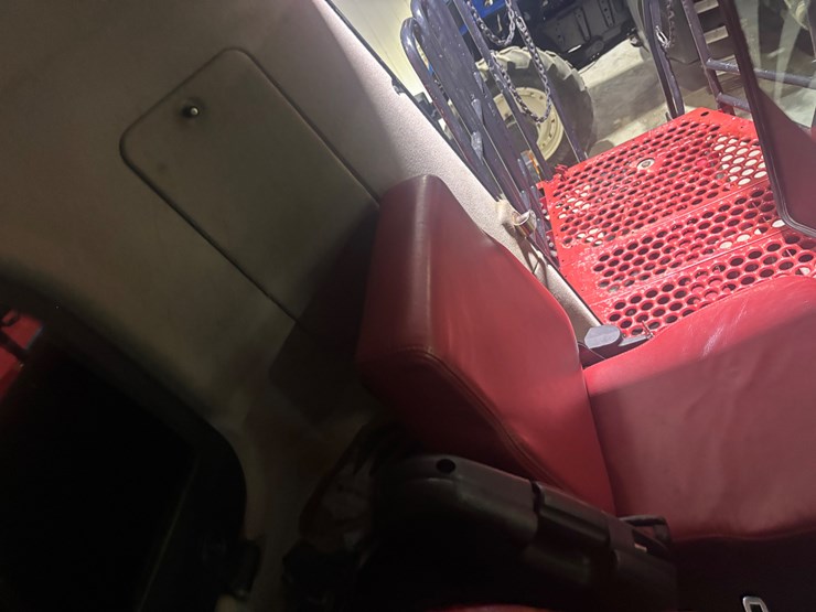 case-ih-8230-image-12