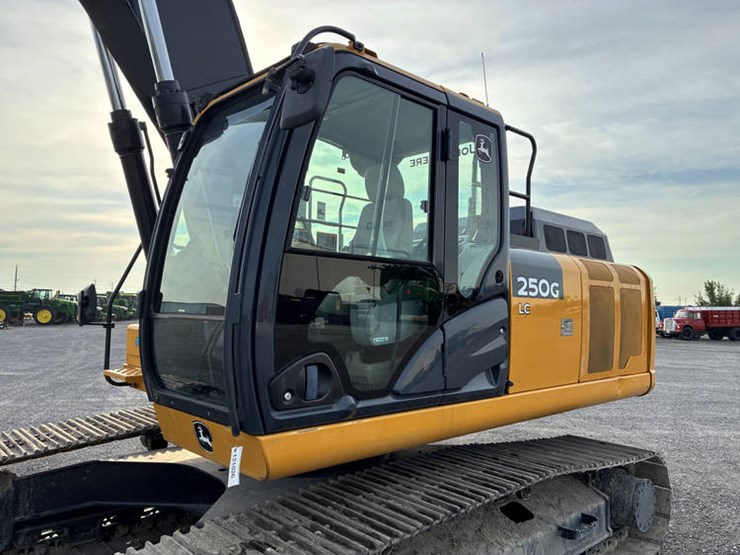 #121026-•-2021-jd-250g-lc-#1ff250gxklf611660-image-67