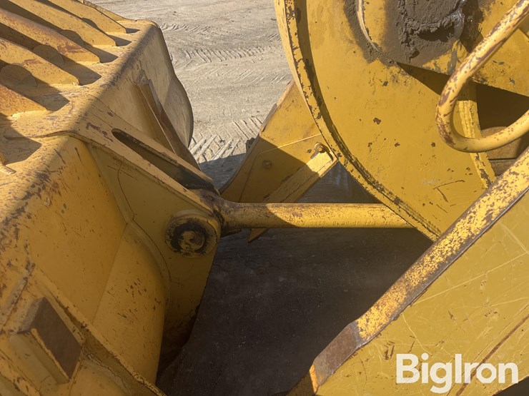 caterpillar-953c-image-14