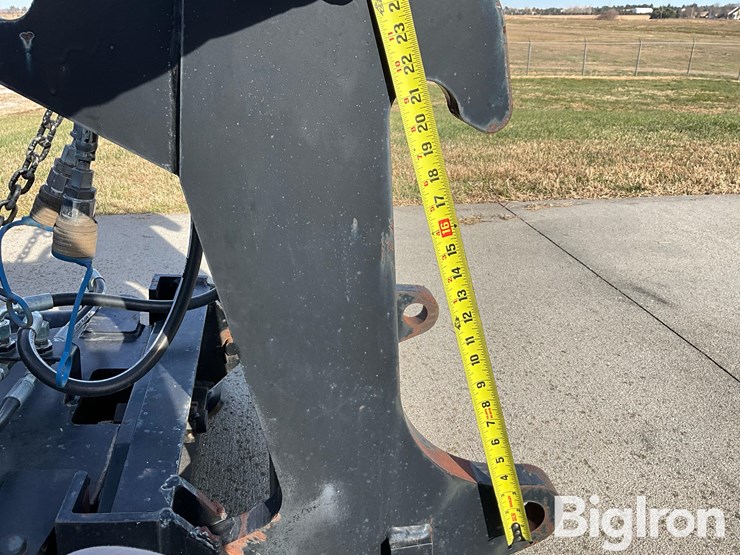 caterpillar-10-image-16