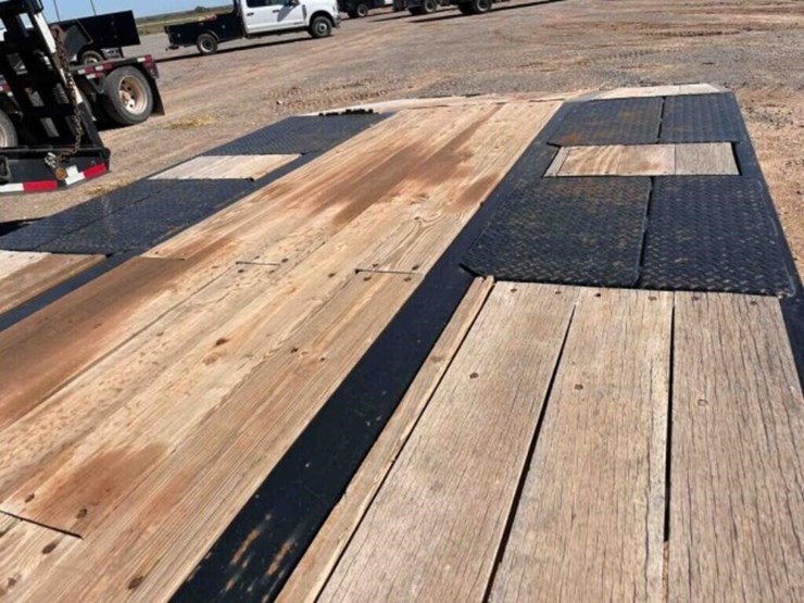 2023-eager-beaver-equip.-trailer-image-4