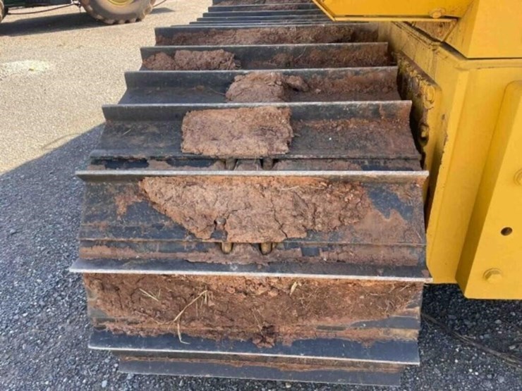 2019-deere-750k-lgp-image-14