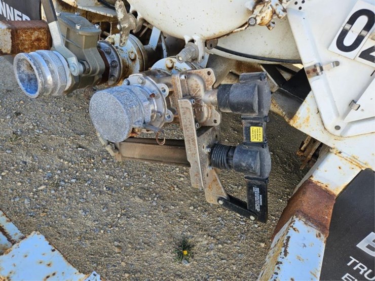 #3272-•-1983-presvac-systems-sewer-vac-image-34