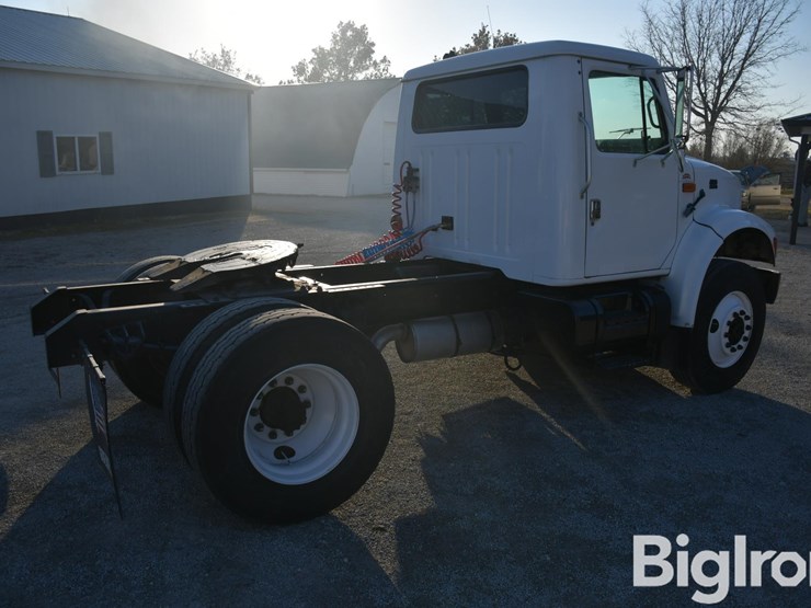 international-4700-image-5