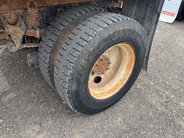 international-durastar-4300-image-12