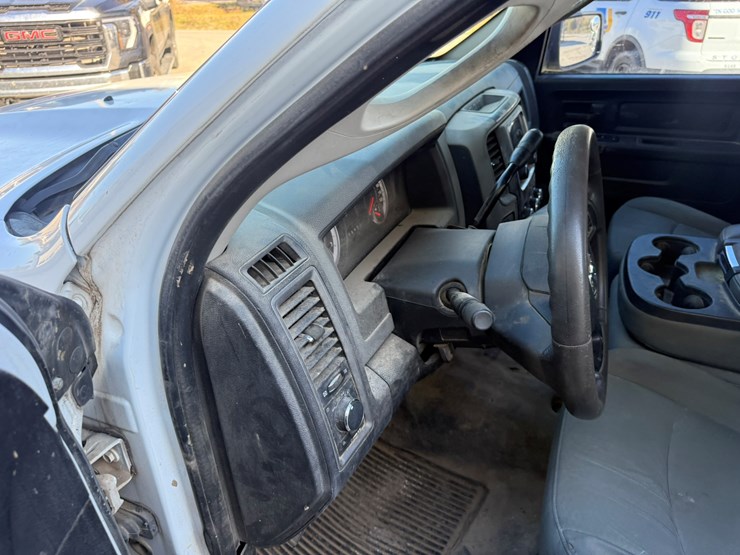 dodge-ram-1500-image-18