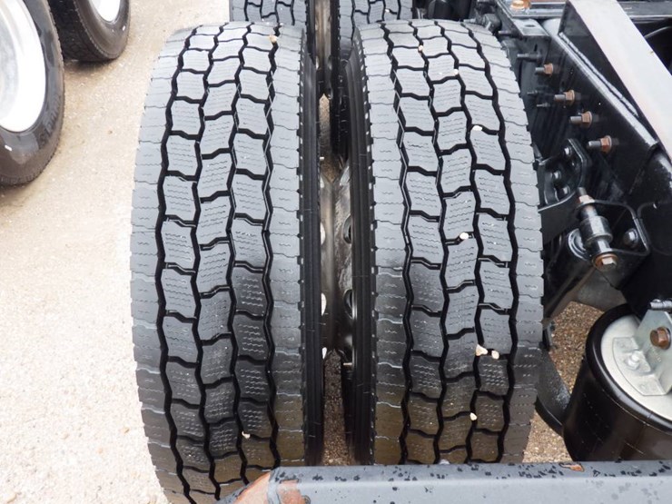 international-lt-image-15