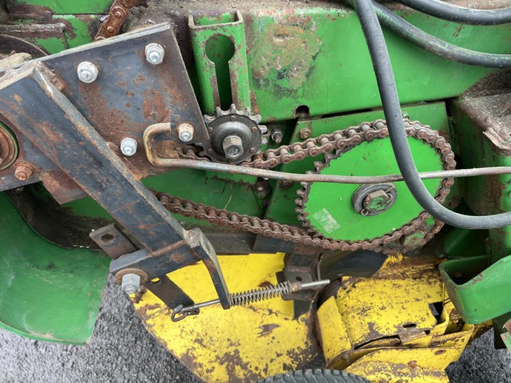 john-deere-530-image-22
