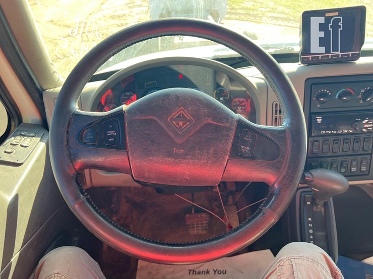 international-durastar-4300-image-35