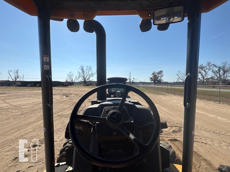 2016-deere-310sl-image-22