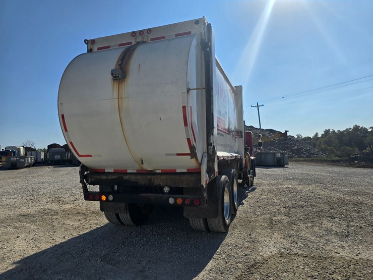 2007-mack-le613-image-23