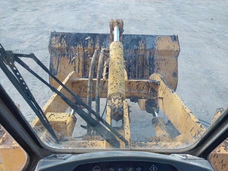 john-deere-444-image-11