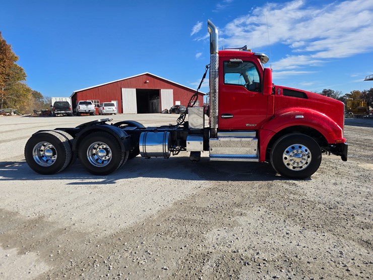 kenworth-t880-image-37