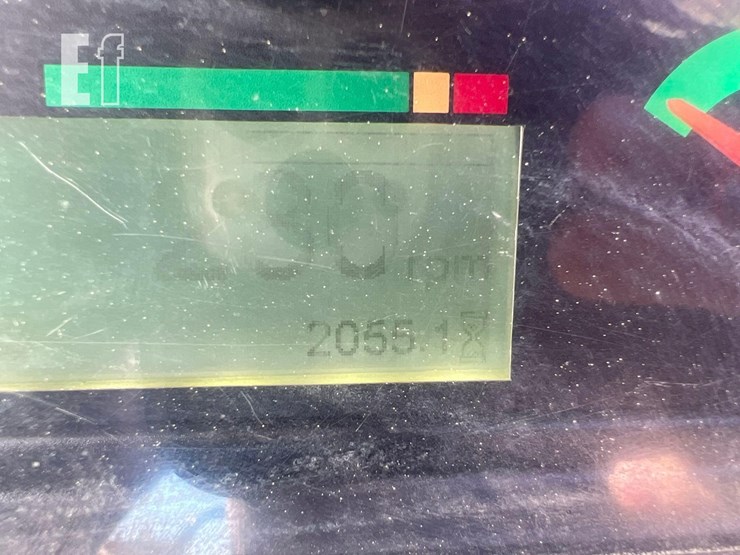 2016-caterpillar-415f2-image-43