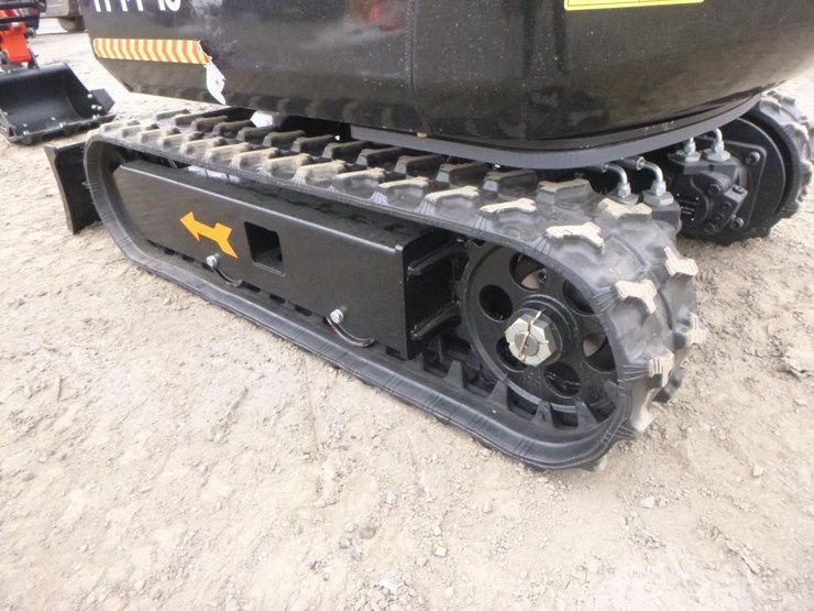 2025-tpm-16-hydraulic-excavator-image-27