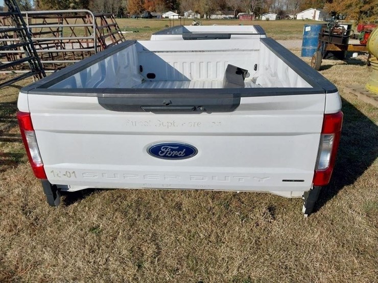 2018-ford-truck-bed-image-4