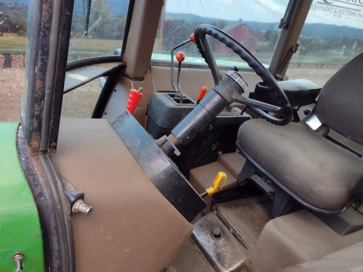 john-deere-2950-image-11