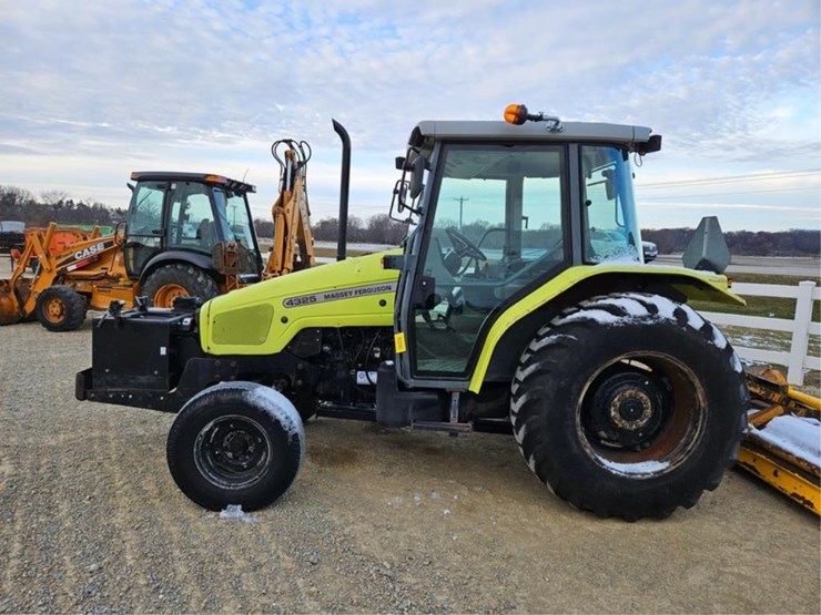 massey-ferguson-4325-image-2