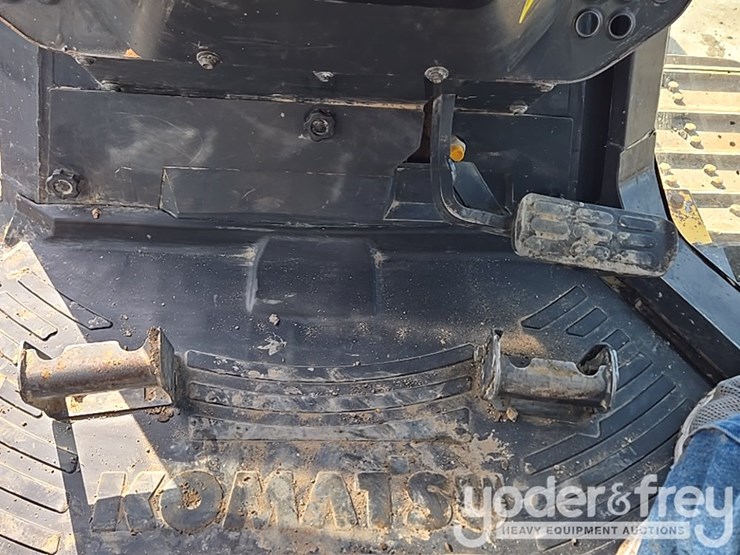 2018-komatsu-d61pxi-24-image-131