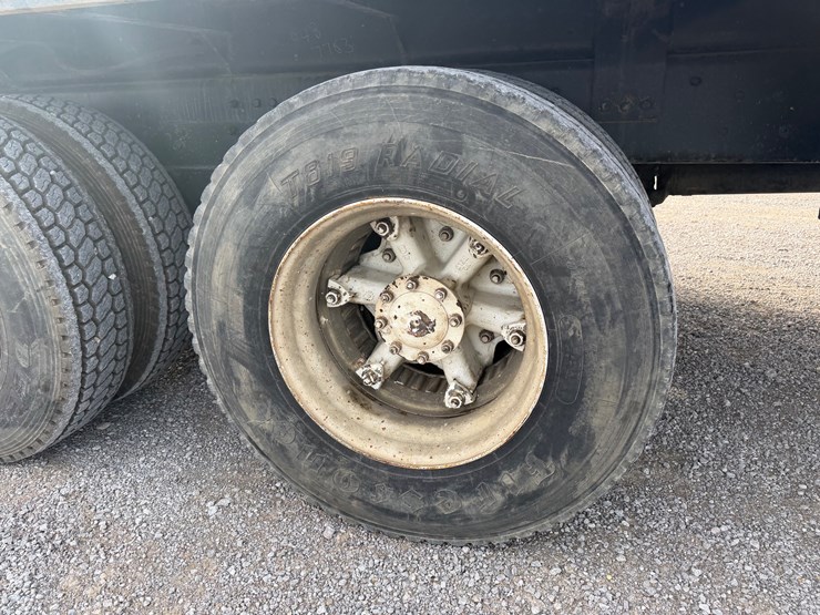 ford-lts9000-image-24