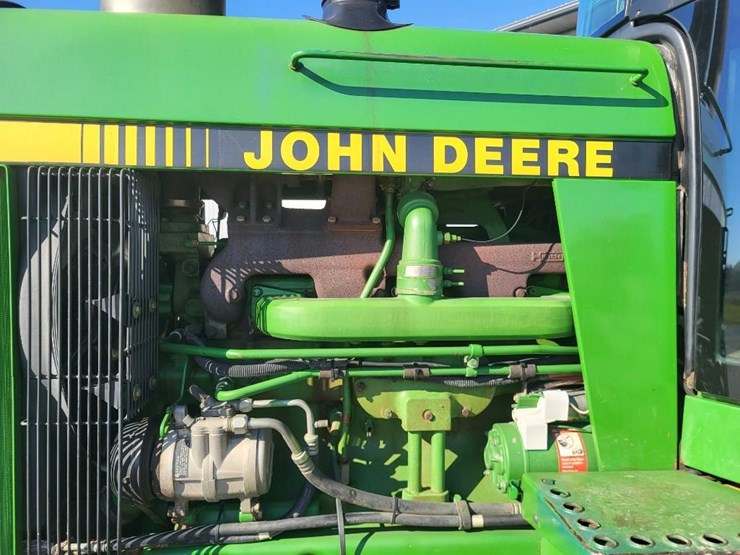 john-deere-4455-image-17