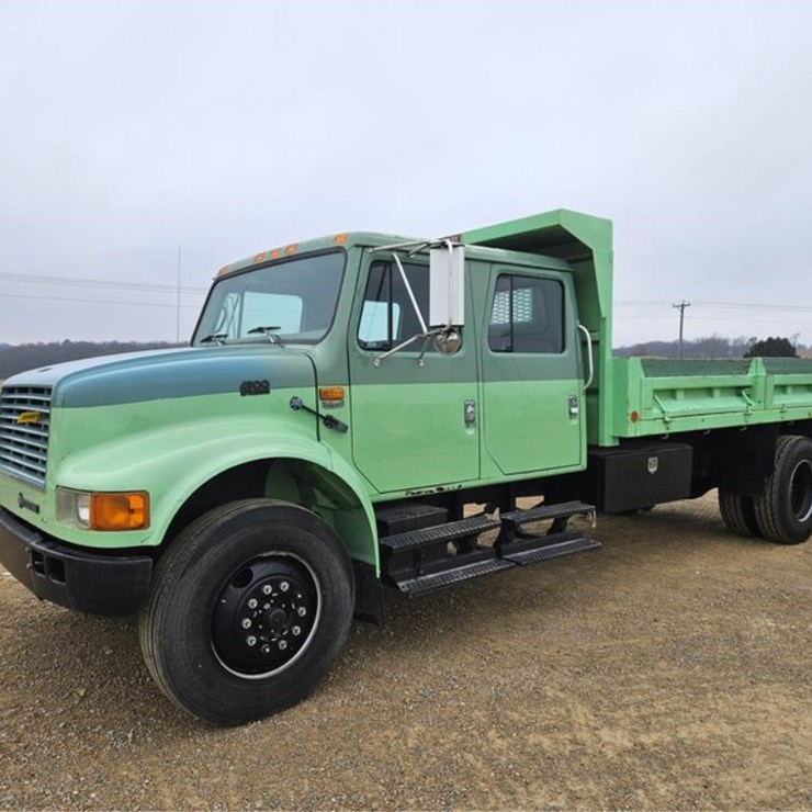 INTERNATIONAL 4900