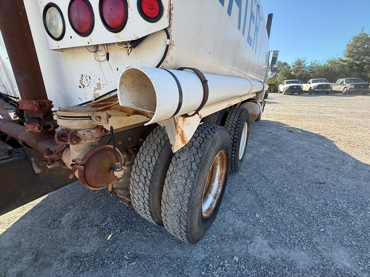 mack-r686st-image-68