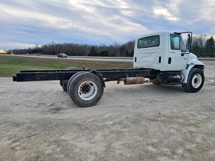 international-durastar-4300-image-13