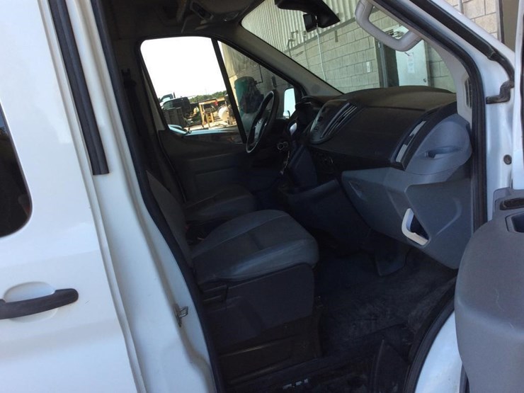 2018-ford-transit-image-7