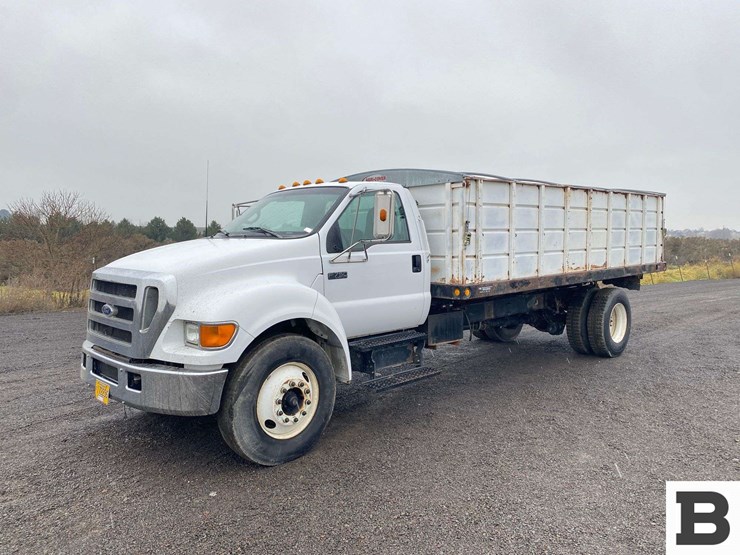 2006-ford-f750-image-2