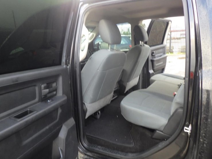 2018-dodge-1500-image-7