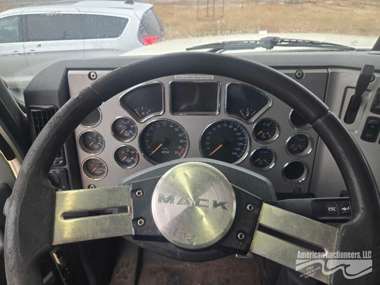 2017-mack-chu613-truck,-vin-#-1m1an07y2hm026069-image-32