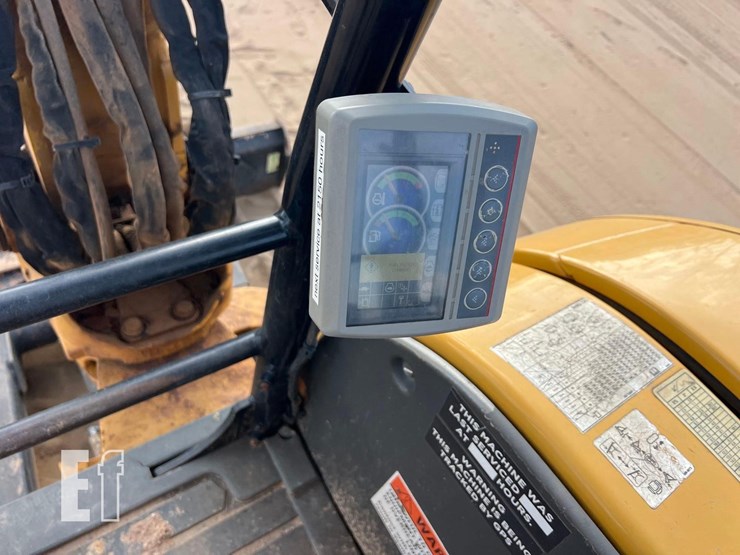 2017-caterpillar-305e2-cr-image-29